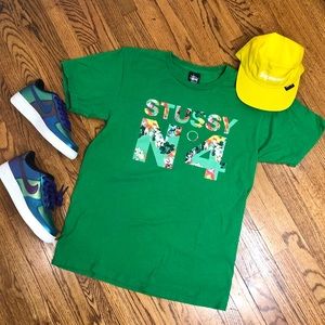 Stussy No 4 Hawaiian print green tee medium used